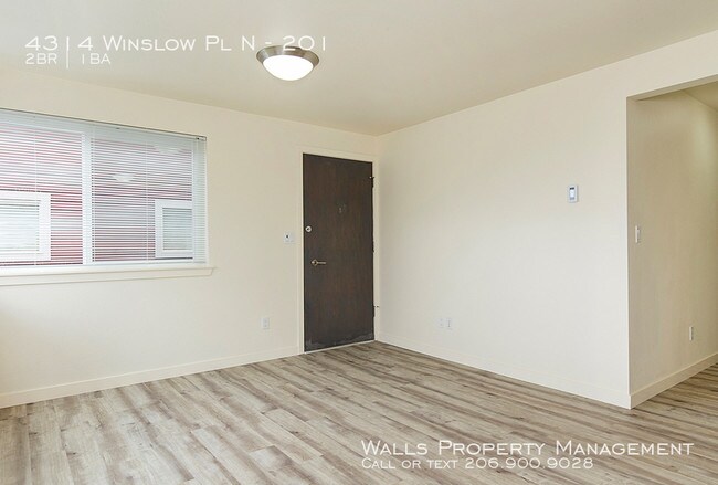 Building Photo - 4314 Winslow Pl N