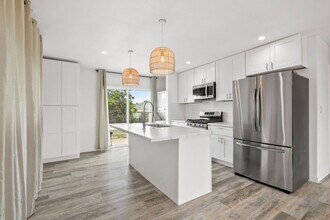 Building Photo - 4517 Thorn St