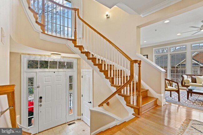 Foto del edificio - 7429 Seneca Ridge Dr