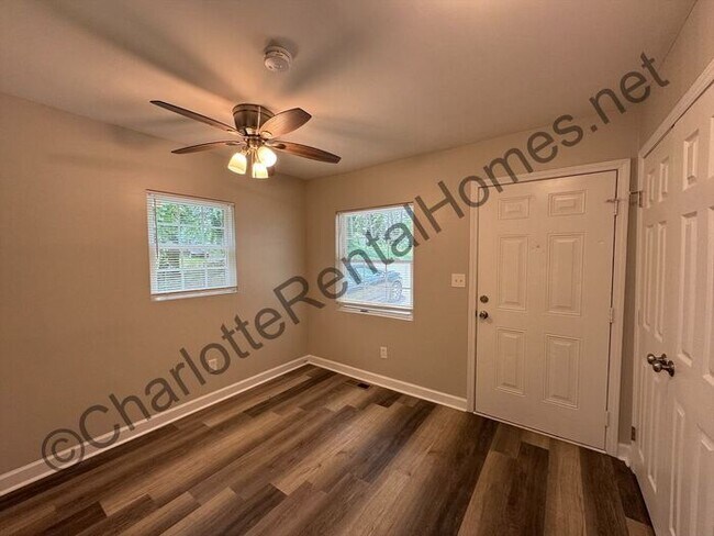 Foto del edificio - Nice renovated home in Gastonia!