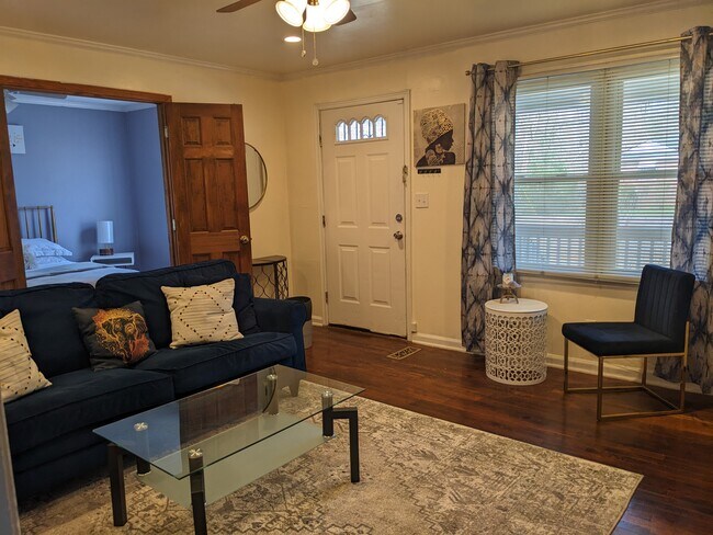 Foto del edificio - 389 E Rhinehill Rd SE