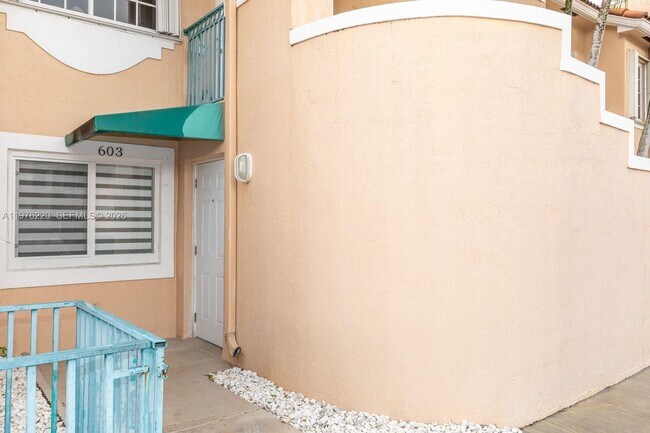 Foto del edificio - 6445 SW 130th Pl