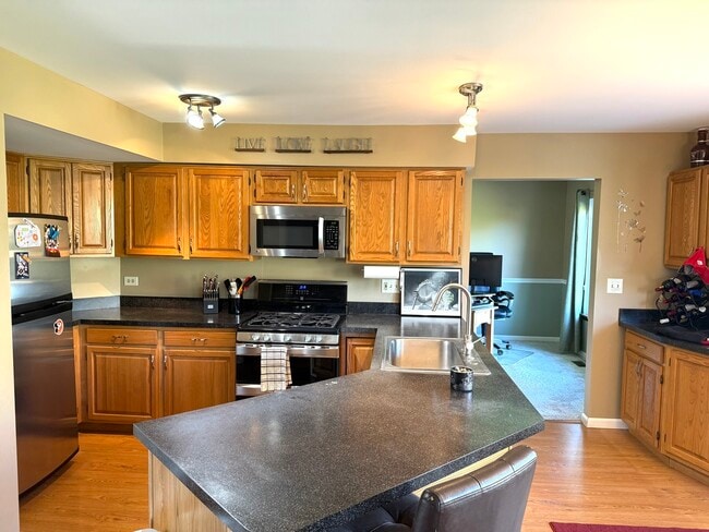 Building Photo - 721 Mohican Trail