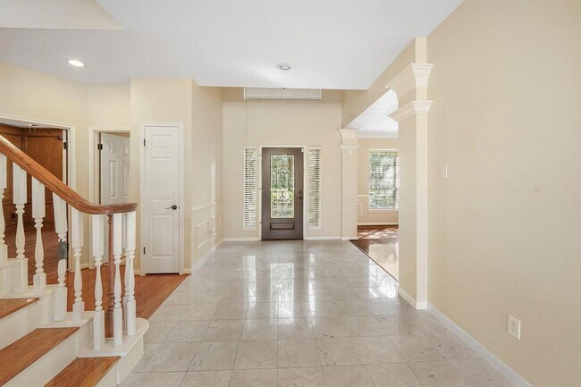 Foto del edificio - 4010 Misty Morn Ln