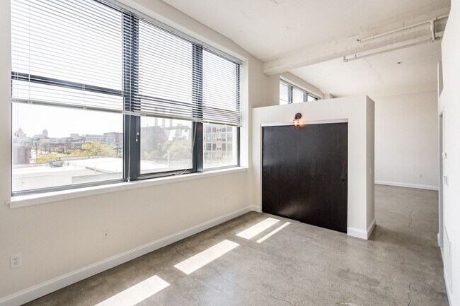 Foto del edificio - Loft Style One Bed