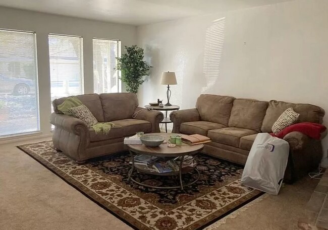 Foto del edificio - 4538 Glover Way