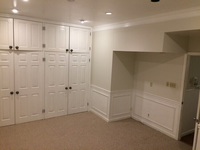 First floor Den-Bonus Family Room - 313 Lynn Manor Dr