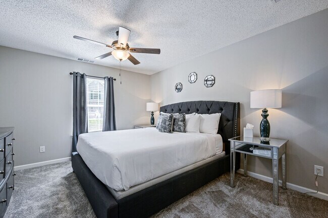 Foto del edificio - 29 Middleton Ct