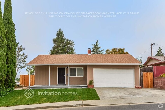 Building Photo - 500 Baywood Dr