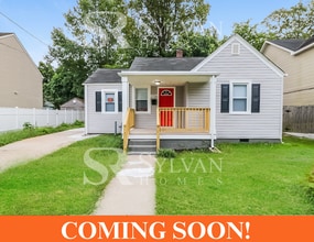 Building Photo - 2726 Peronne Ave