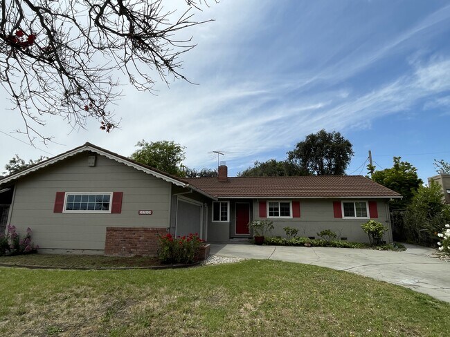 Foto del edificio - 3538 Parkland Ave