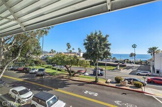 Building Photo - 245 Aster St