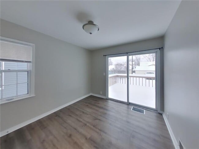 Building Photo - 3105 Georgia Ave S