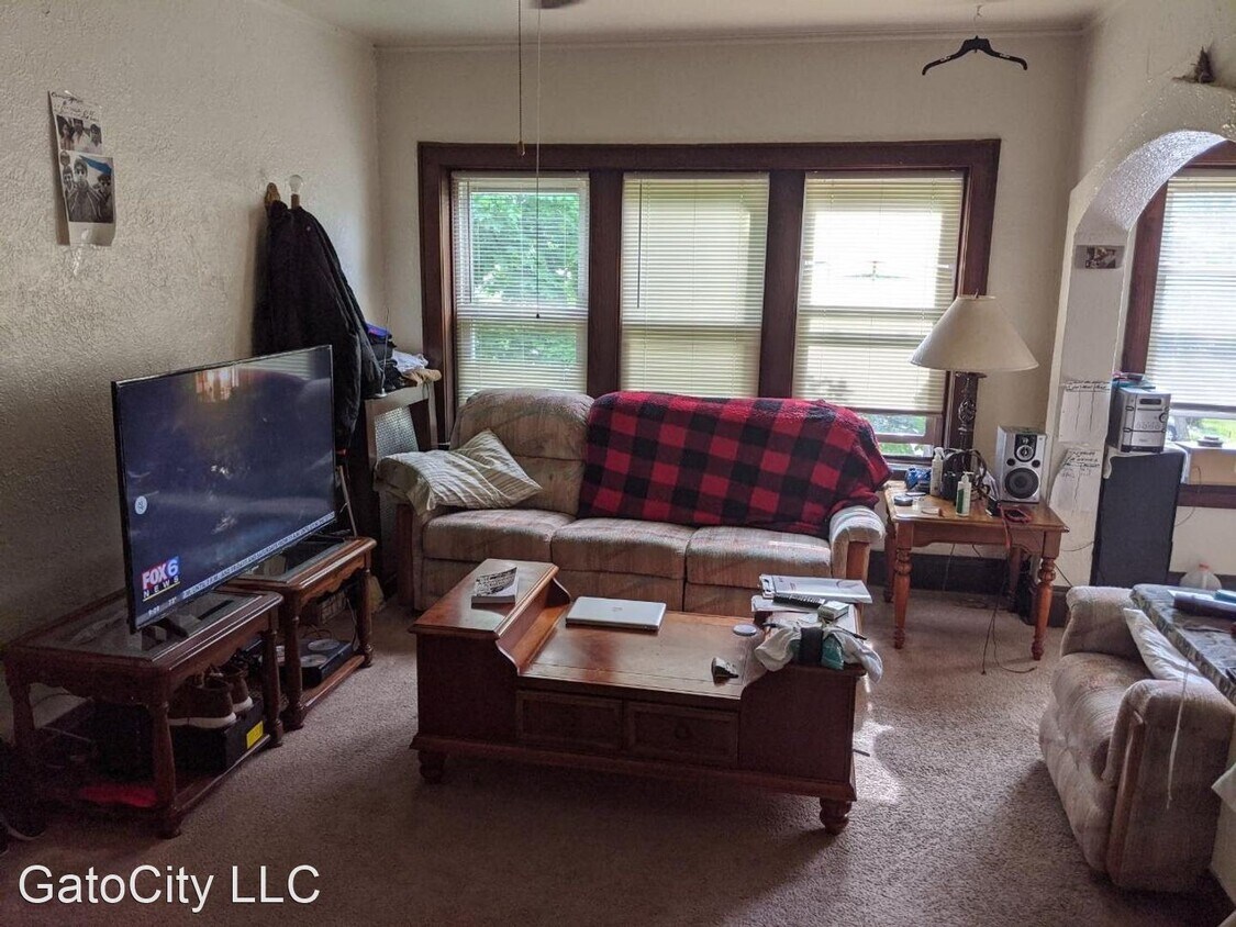 Foto principal - 1705 S 84th St