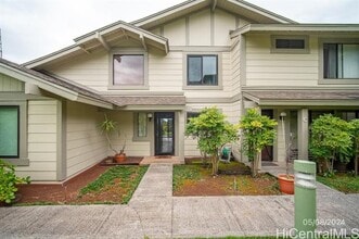 Building Photo - 98-1733-1733 Ka?ahumanu St