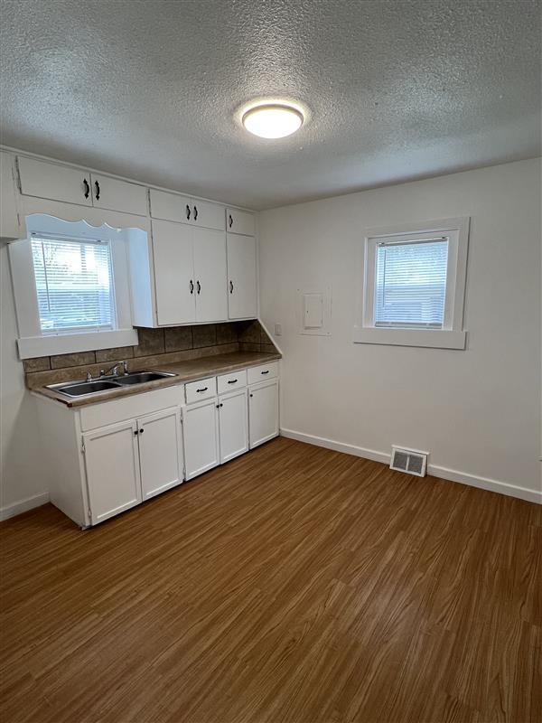 Foto principal - 403 S 28th St