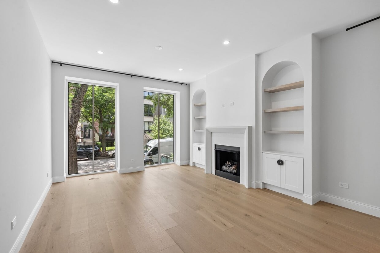 Photo - 3739 N. Clifton Ave-#1