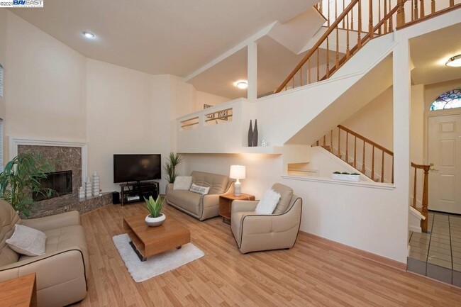 Building Photo - 1804 Park Vista Cir