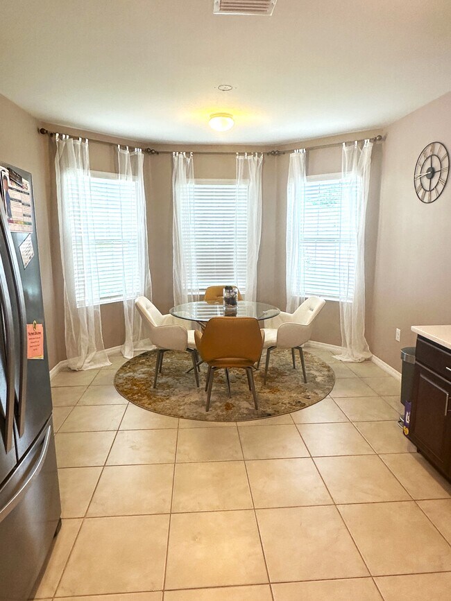 Building Photo - 10627 Crossback Ln