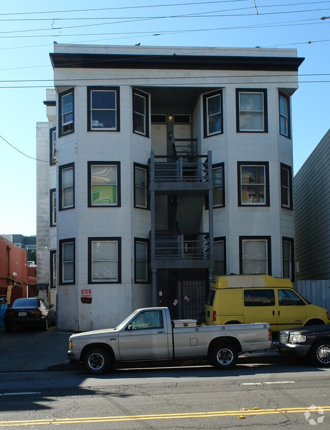 Primary Photo - 1753-1763 Fulton St
