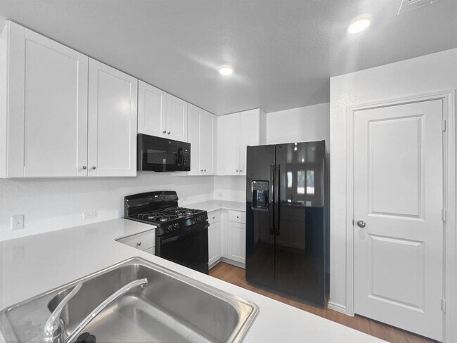 Foto del edificio - 1563 Soapstone Pass