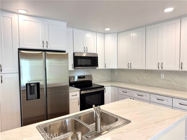 Building Photo - 18229 Olympic Ct