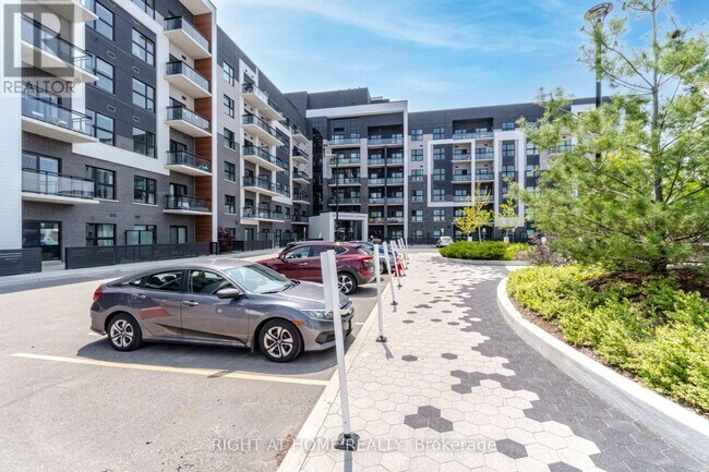 Building Photo - 128 Grovewood Common