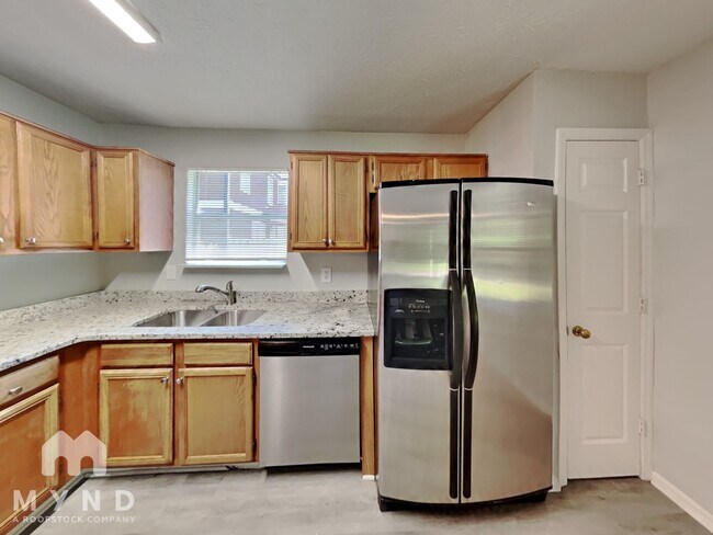 Building Photo - 4865 Windsor Downs Dr