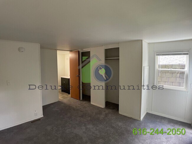 Building Photo - Home for Rent