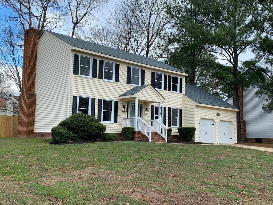 Primary Photo - Beautifully 4-Bedroom Home in Desirable Vi...