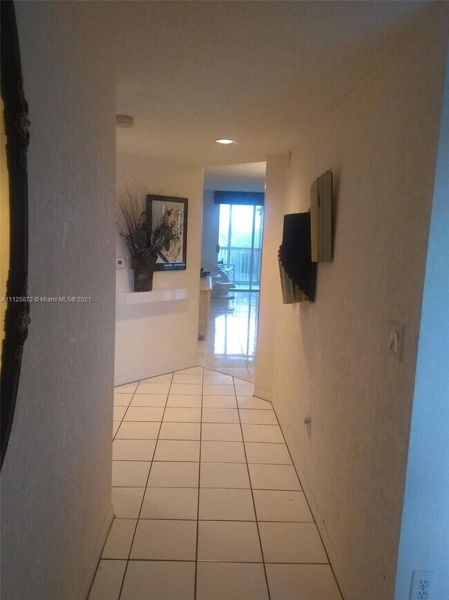 Foto del edificio - 7464 Trent Dr