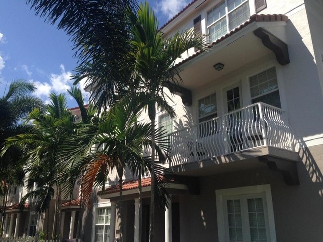 Building Photo - 132 Ocean Cay Way