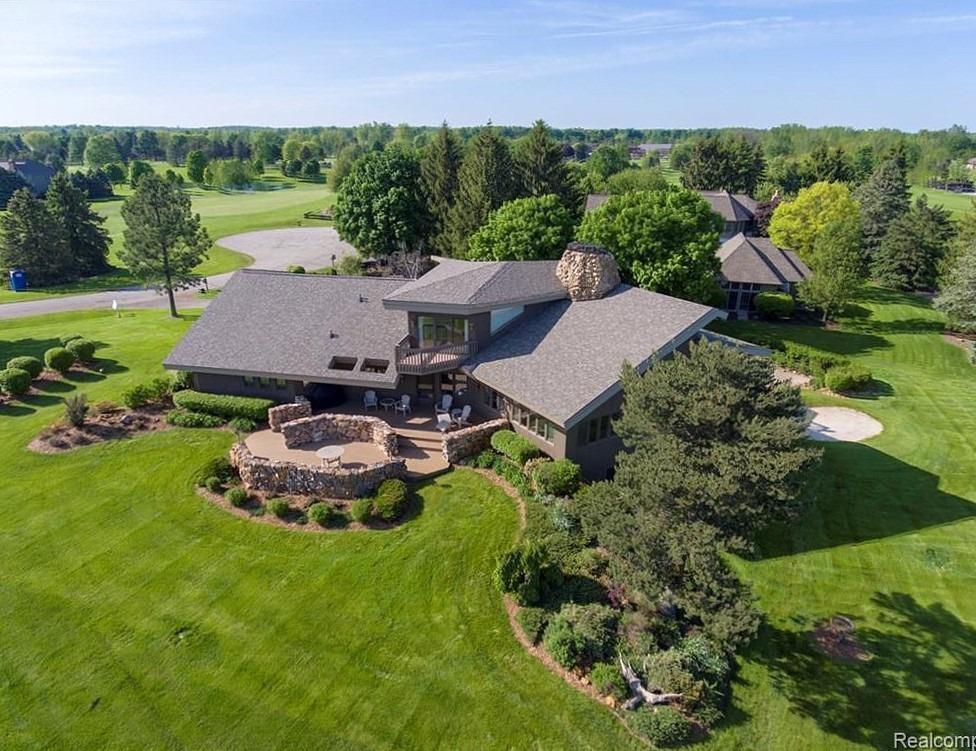 Primary Photo - 2871 Fairway Dr