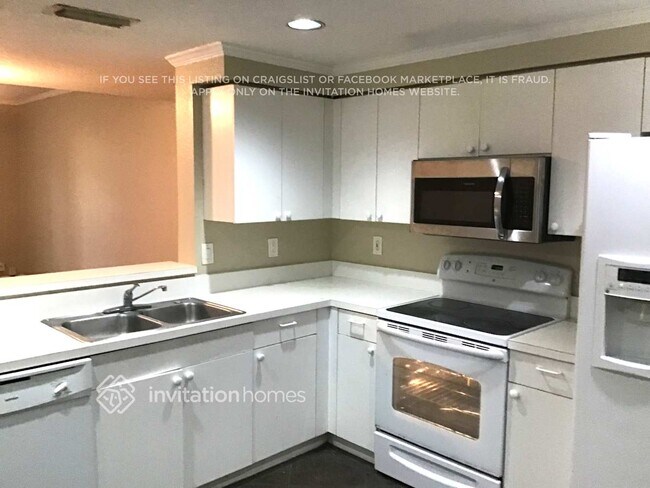 Foto del edificio - 1392 Coronado Rd