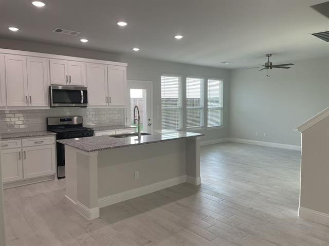 Foto del edificio - 3112 Lucia Wy