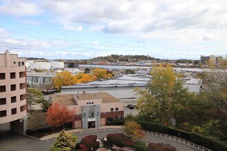 Building Photo - 175 Cottage St