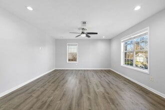 Building Photo - 4758 Pebble Trce