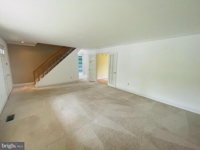 Building Photo - 13312 Poplar Tree Rd