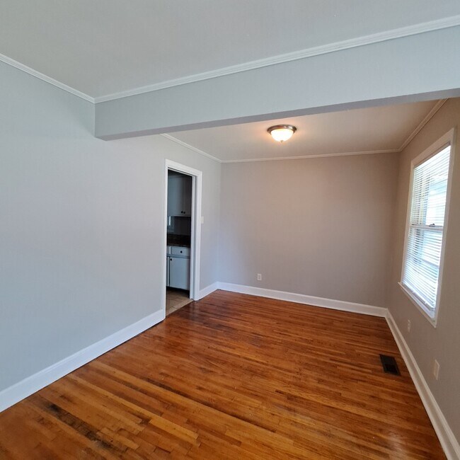 Building Photo - 1615 Gilson Rd