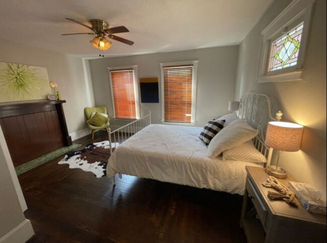Foto del edificio - Fully Furnished Short Term Rental in CLE!