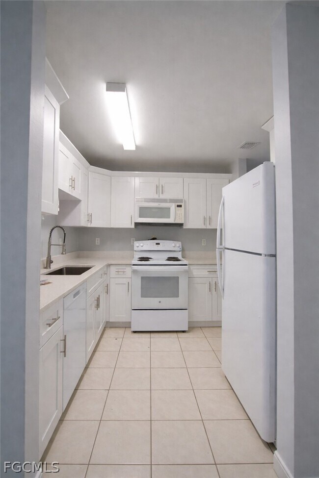 Foto del edificio - 2903 Hightower Ave S