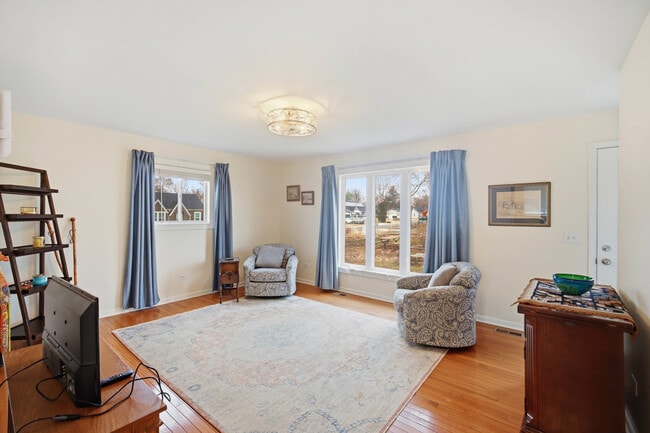 Foto del edificio - 7611 South Dr