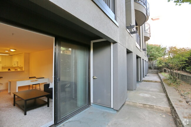 Photo - Yugo Seattle Rivendell Apartments