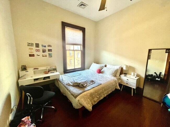Foto del edificio - 9/1 Modern 4BR/2BA with AC, laundry in unit @ Brigham Circle!