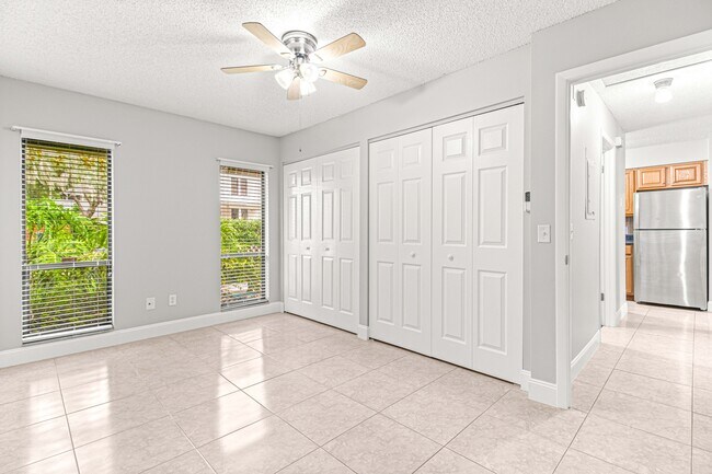 Foto del edificio - 810 SE 2nd St