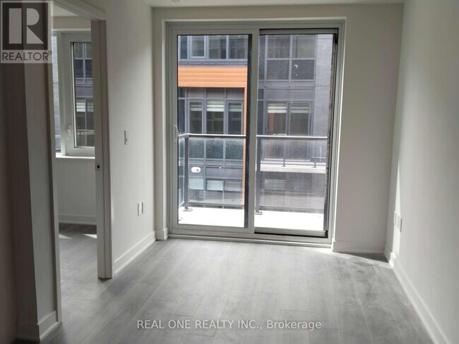 Photo du bâtiment - 71 Curlew Dr