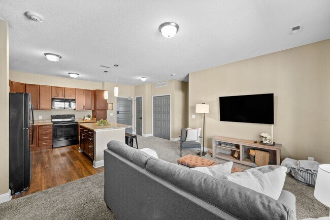 Interior Photo - Cascades at Jordan Creek
