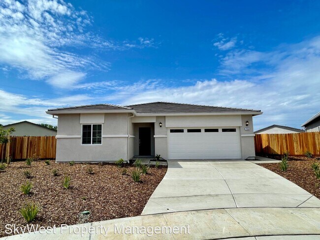 Building Photo - 3 br, 2 bath House - 754 Tamarack Ct