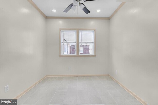 Foto del edificio - 2528 E Allegheny Ave