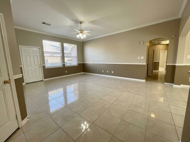 Building Photo - 9135 Gianna Ct